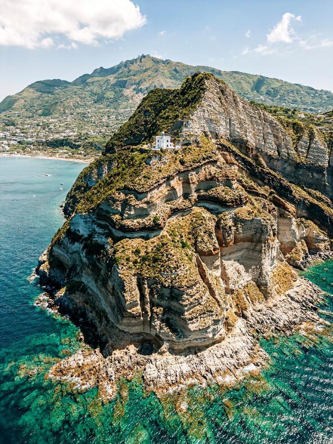 Faro Punta Imperatore Forio  Luaran gambar